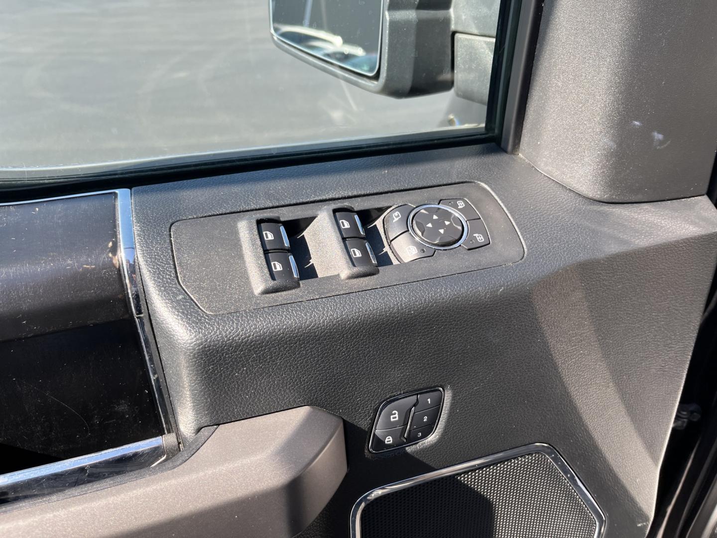 2018 Black /Black Ford F-150 Platinum SuperCrew 5.5-ft. Bed 4WD (1FTEW1EG1JF) with an 3.5L V6 DOHC 24V TWIN TURBO engine, Automatic transmission, located at 11115 Chardon Rd. , Chardon, OH, 44024, (440) 214-9705, 41.580246, -81.241943 - 2018 Ford F-150 Platinum Crew Cab 4WD – Luxury Image with Real Capability Platinum is the F-150 that people notice. This 2018 4WD model is finished in Shadow Black on 20" aluminum wheels, with full LED exterior lighting, and it carries the stance and equipment that separate it from a standard cre- Photo#16