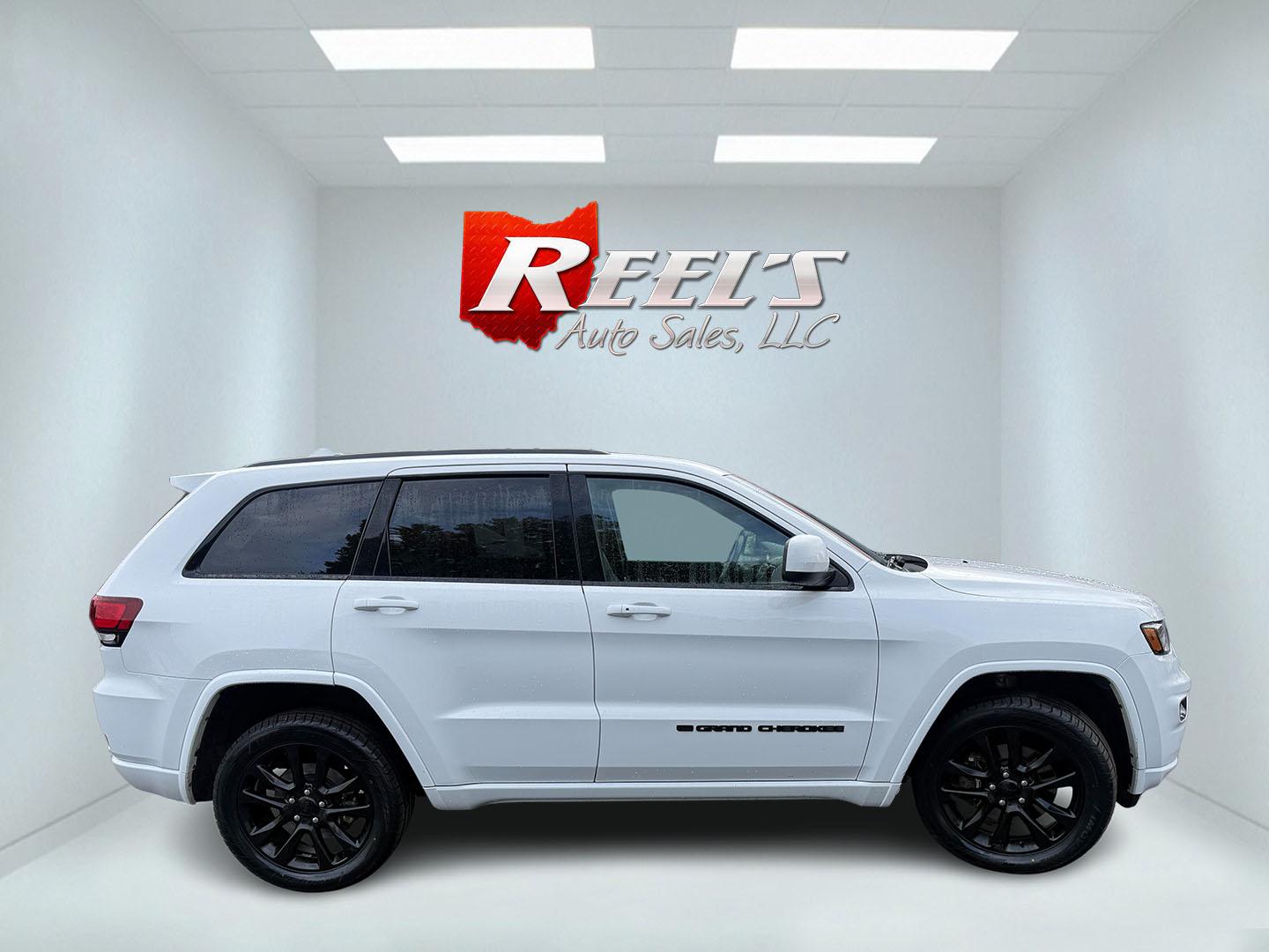 2022 White /Black Jeep Grand Cherokee Laredo X 4WD (1C4RJFAG1NC) with an 3.6L V6 DOHC 24V engine, Automatic transmission, located at 547 E. Main St., Orwell, OH, 44076, (440) 437-5893, 41.535435, -80.847855 - 2022 Jeep Grand Cherokee WK Laredo X 4WD – One-Owner, Fresh Tires, and Everyday Capability This 2022 Jeep Grand Cherokee Laredo X 4WD is the kind of midsize SUV most people actually use. Finished in Bright White Clear Coat on black 20" aluminum wheels, with LED daytime running lights and dusk-sen- Photo#27