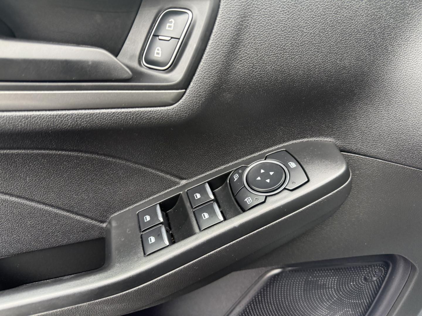 2024 Silver /Gray Ford Escape Active AWD (1FMCU9GN0RU) with an 1.5L I3 DOHC 16V TURBO engine, Automatic transmission, located at 547 E. Main St., Orwell, OH, 44076, (440) 437-5893, 41.535435, -80.847855 - 2024 Ford Escape Active AWD – One-Owner Compact Crossover with Fresh Tires This is a current-generation Escape with the practical details most buyers want. Finished in Iconic Silver Metallic on 17" alloy wheels, with full LED exterior lighting, it has a clean, modern look. One-owner Carfax histor- Photo#9