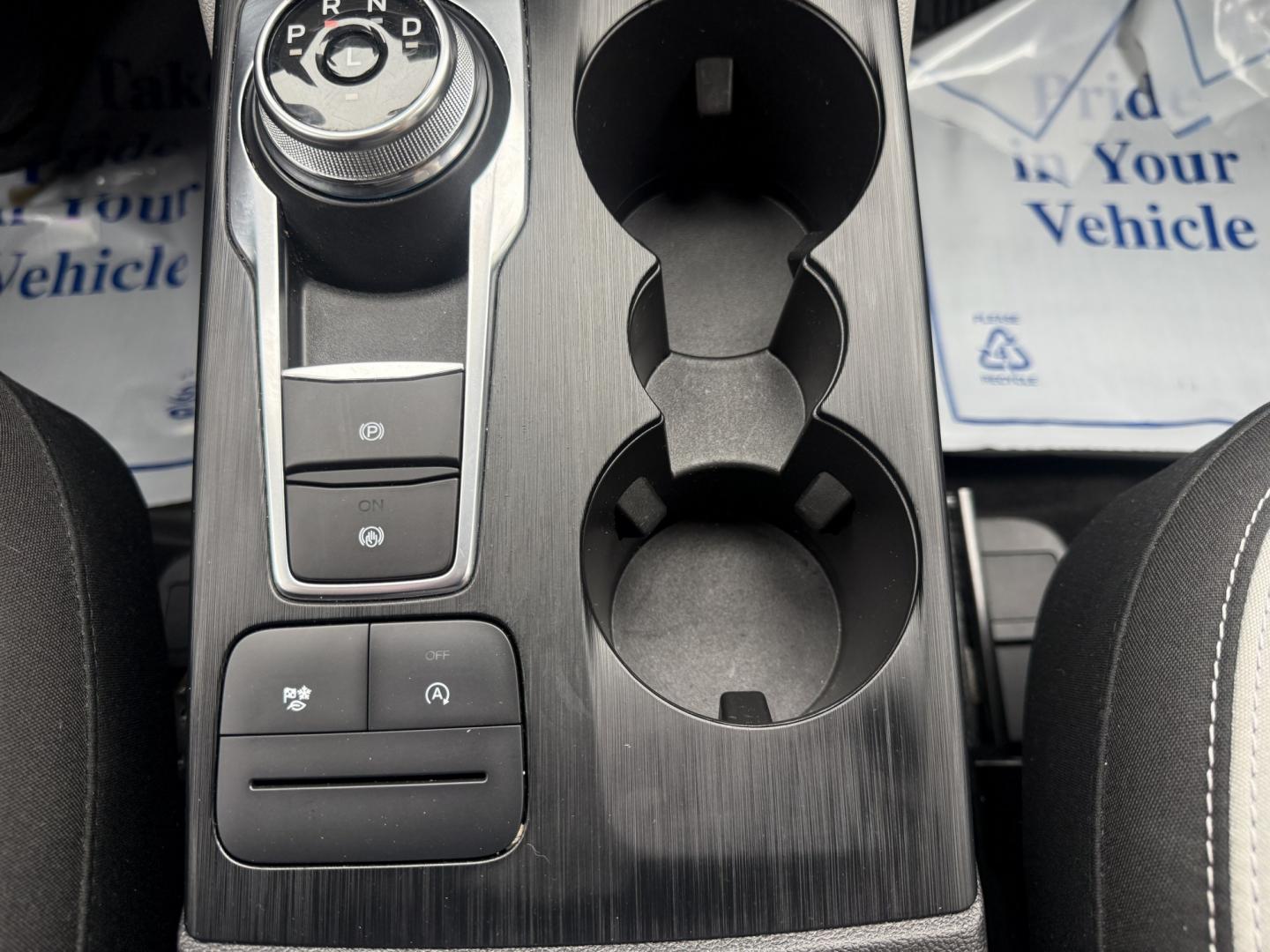 2024 Silver /Gray Ford Escape Active AWD (1FMCU9GN0RU) with an 1.5L I3 DOHC 16V TURBO engine, Automatic transmission, located at 547 E. Main St., Orwell, OH, 44076, (440) 437-5893, 41.535435, -80.847855 - 2024 Ford Escape Active AWD – One-Owner Compact Crossover with Fresh Tires This is a current-generation Escape with the practical details most buyers want. Finished in Iconic Silver Metallic on 17" alloy wheels, with full LED exterior lighting, it has a clean, modern look. One-owner Carfax histor- Photo#24