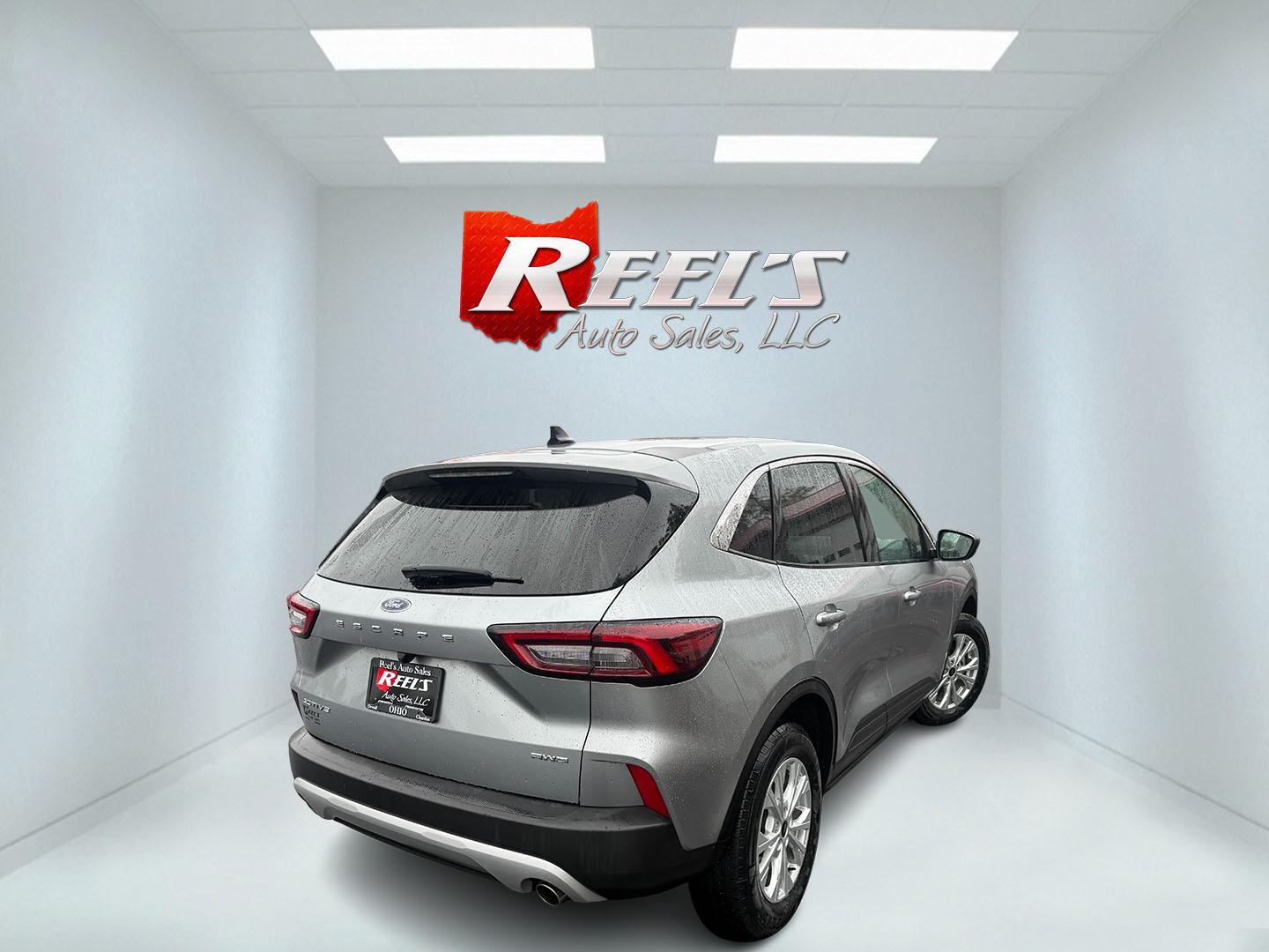 2024 Silver /Gray Ford Escape Active AWD (1FMCU9GN0RU) with an 1.5L I3 DOHC 16V TURBO engine, Automatic transmission, located at 547 E. Main St., Orwell, OH, 44076, (440) 437-5893, 41.535435, -80.847855 - 2024 Ford Escape Active AWD – One-Owner Compact Crossover with Fresh Tires This is a current-generation Escape with the practical details most buyers want. Finished in Iconic Silver Metallic on 17" alloy wheels, with full LED exterior lighting, it has a clean, modern look. One-owner Carfax histor- Photo#31