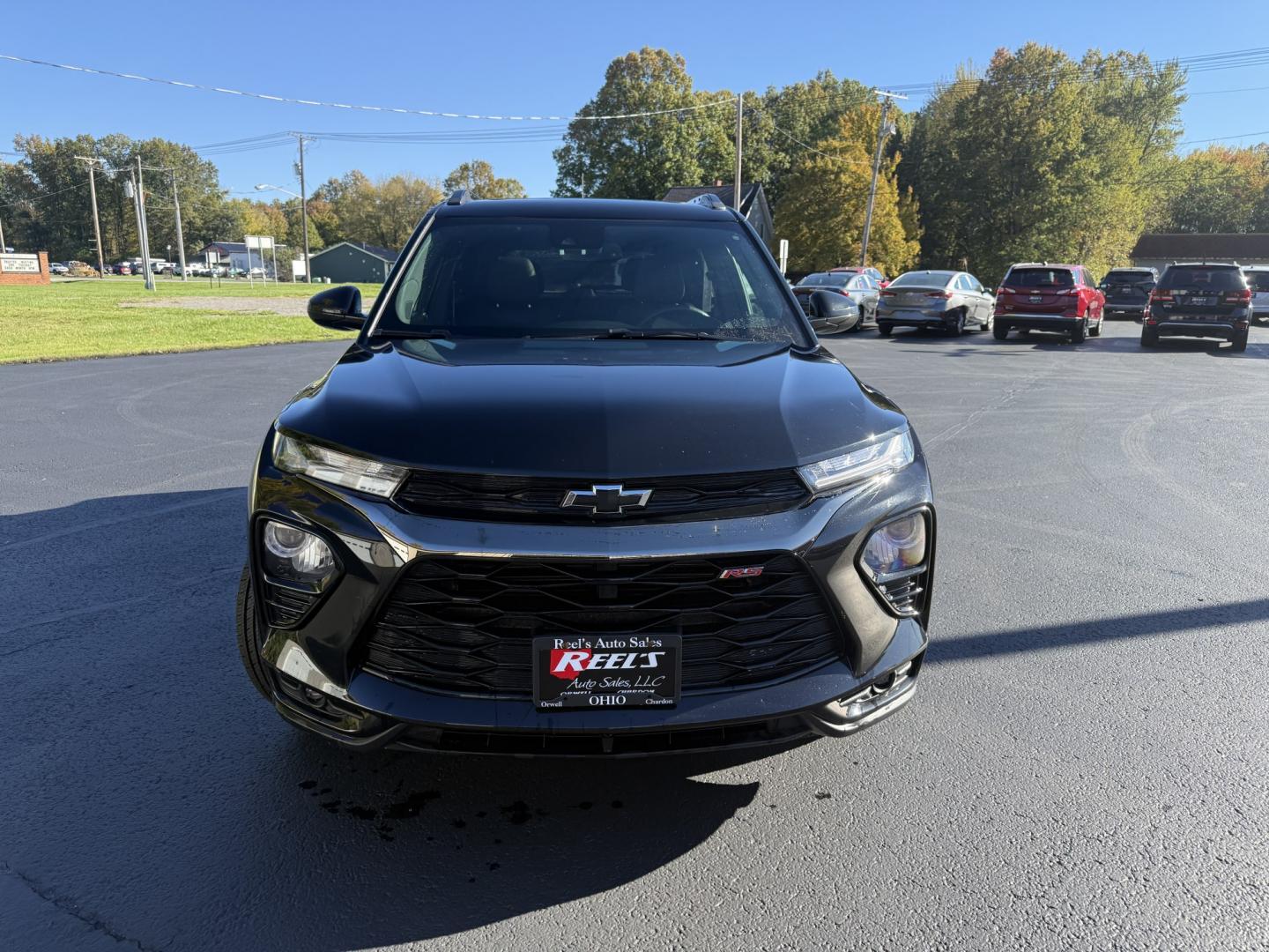 2023 Black /Black Chevrolet Trailblazer RS AWD (KL79MUSLXPB) with an 1.3L I3 DOHC 12V Turbo engine, Automatic transmission, located at 547 E. Main St., Orwell, OH, 44076, (440) 437-5893, 41.535435, -80.847855 - 2023 Chevrolet Trailblazer RS AWD – One-Owner, Fresh Tires and Brakes, Ready to Go This is a current Trailblazer with the practical details already handled. Finished in Mosaic Black Metallic on 18" aluminum wheels, with full LED exterior lighting and the RS appearance package, it has a sharper lo- Photo#1