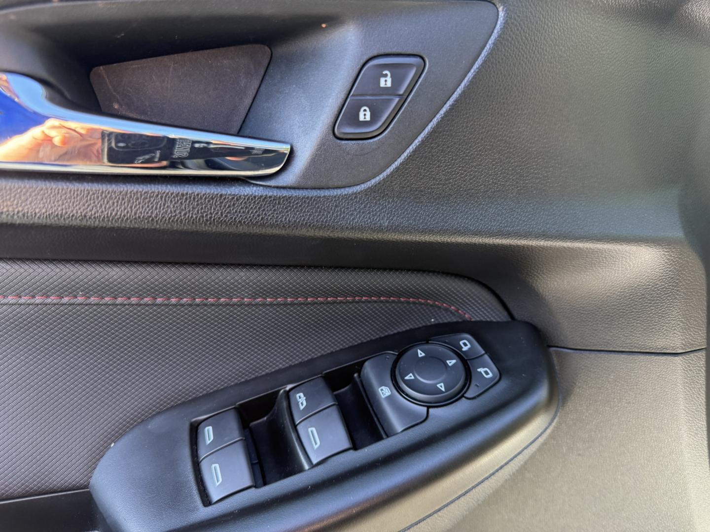 2023 Black /Black Chevrolet Trailblazer RS AWD (KL79MUSLXPB) with an 1.3L I3 DOHC 12V Turbo engine, Automatic transmission, located at 547 E. Main St., Orwell, OH, 44076, (440) 437-5893, 41.535435, -80.847855 - 2023 Chevrolet Trailblazer RS AWD – One-Owner, Fresh Tires and Brakes, Ready to Go This is a current Trailblazer with the practical details already handled. Finished in Mosaic Black Metallic on 18" aluminum wheels, with full LED exterior lighting and the RS appearance package, it has a sharper lo- Photo#8