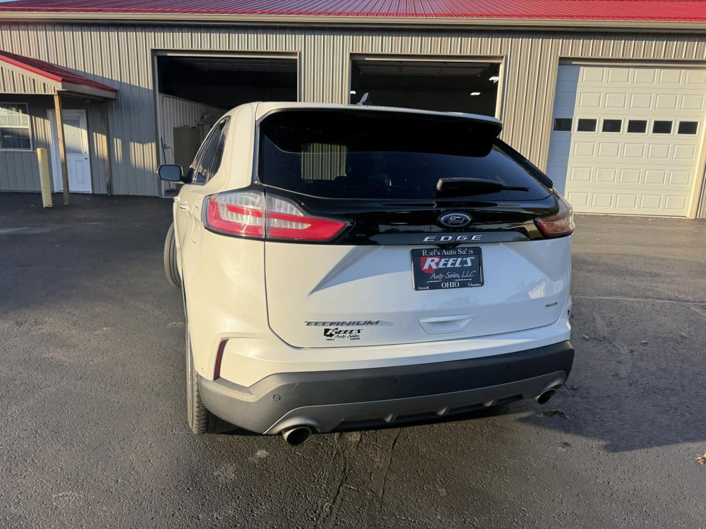 2021 White /Black Ford Edge Titanium AWD (2FMPK4K92MB) with an 2.0L I4 DOHC 16V TURBO engine, Automatic transmission, located at 547 E. Main St., Orwell, OH, 44076, (440) 437-5893, 41.535435, -80.847855- Photo#37