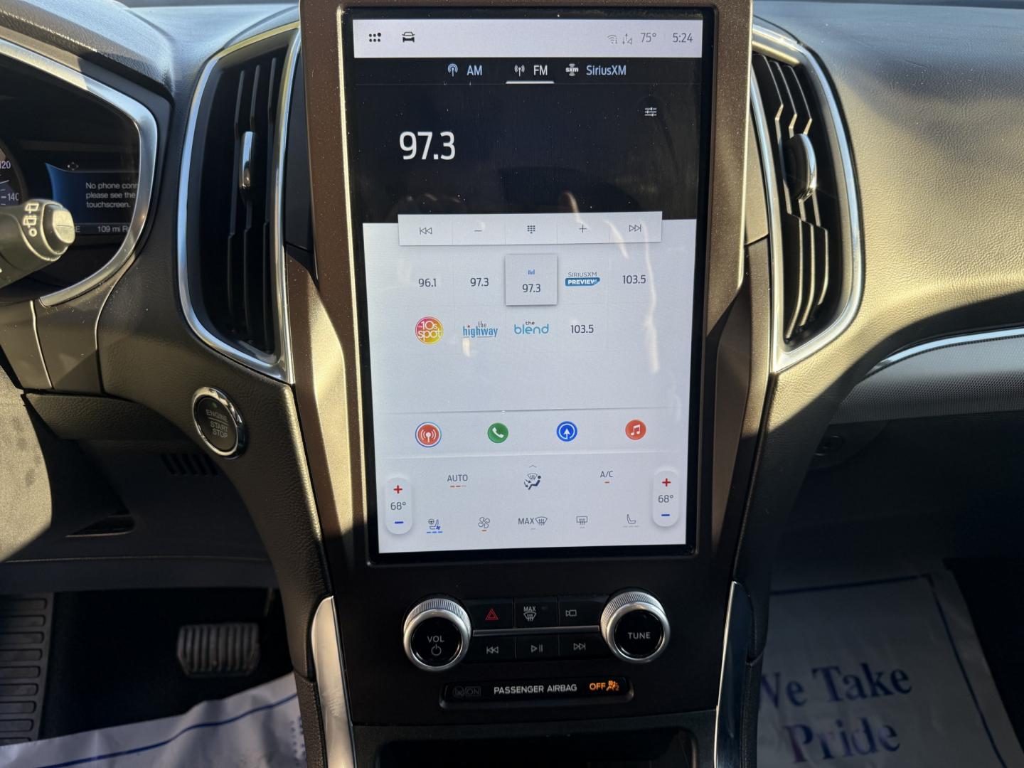 2021 White /Black Ford Edge Titanium AWD (2FMPK4K92MB) with an 2.0L I4 DOHC 16V TURBO engine, Automatic transmission, located at 547 E. Main St., Orwell, OH, 44076, (440) 437-5893, 41.535435, -80.847855- Photo#15