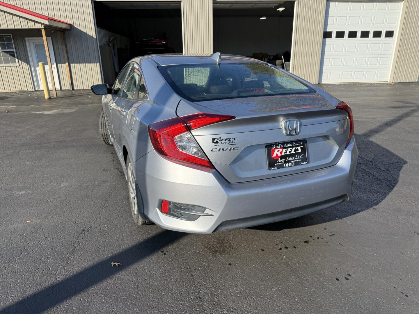 2017 Silver /Black Honda Civic EX Honda Sensing Sedan CVT (19XFC2F86HE) with an 2.0L I4 DOHC 16V engine, Automatic transmission, located at 547 E. Main St., Orwell, OH, 44076, (440) 437-5893, 41.535435, -80.847855 - 2017 Honda Civic EX Sedan – Efficient Daily Driver with Honda Sensing This 2017 Honda Civic EX Sedan is finished in Lunar Silver Metallic on 16" alloy wheels, with daytime running lights and dusk-sensing headlights. It has the clean, practical look the Civic is known for. The 2.0L K20 engine deli- Photo#27