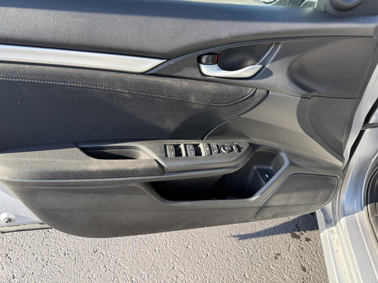 2017 Silver /Black Honda Civic EX Honda Sensing Sedan CVT (19XFC2F86HE) with an 2.0L I4 DOHC 16V engine, Automatic transmission, located at 547 E. Main St., Orwell, OH, 44076, (440) 437-5893, 41.535435, -80.847855 - 2017 Honda Civic EX Sedan – Efficient Daily Driver with Honda Sensing This 2017 Honda Civic EX Sedan is finished in Lunar Silver Metallic on 16" alloy wheels, with daytime running lights and dusk-sensing headlights. It has the clean, practical look the Civic is known for. The 2.0L K20 engine deli- Photo#6