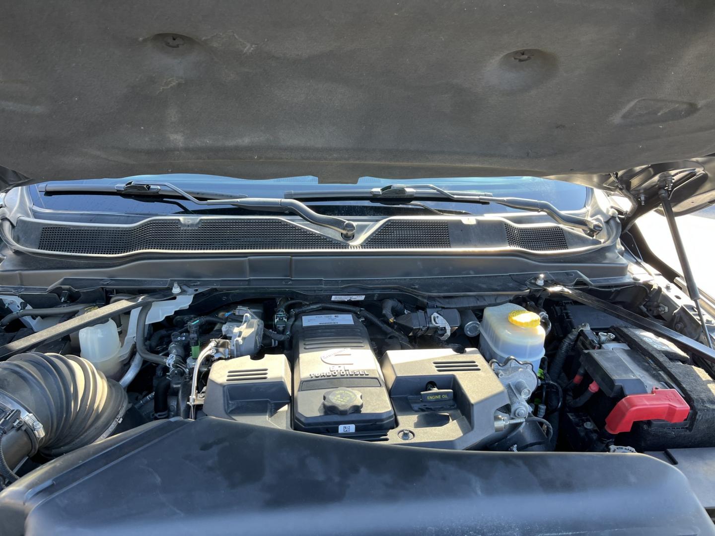 2022 Gray /Black Ram 2500 Limited Crew Cab SWB 4WD (3C6UR5SLXNG) with an 6.7L L6 OHV 24V TURBO DIESEL engine, 6A transmission, located at 11115 Chardon Rd. , Chardon, OH, 44024, (440) 214-9705, 41.580246, -81.241943 - 2022 Ram 2500 Limited Night Crew Cab 4WD – One-Owner Cummins with Serious Towing Capacity This is a high-trim heavy-duty truck that still looks the part. Finished in Granite Crystal Metallic Clear Coat with the Limited Night package and 20" aluminum wheels, full LED exterior lighting, and power r- Photo#13