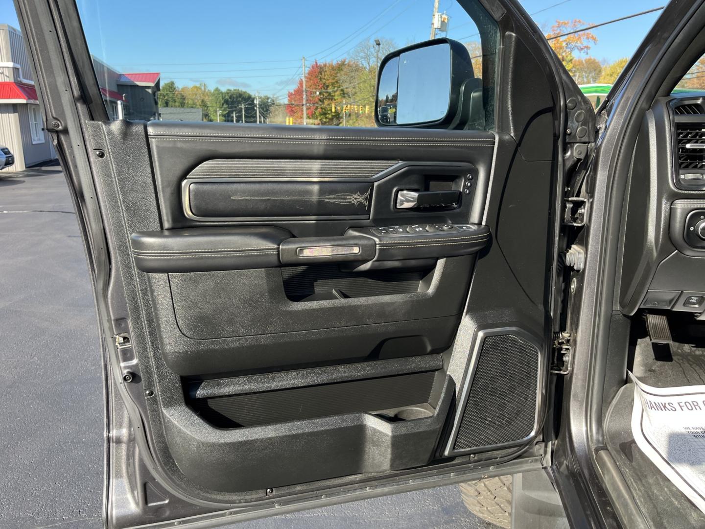 2022 Gray /Black Ram 2500 Limited Crew Cab SWB 4WD (3C6UR5SLXNG) with an 6.7L L6 OHV 24V TURBO DIESEL engine, 6A transmission, located at 11115 Chardon Rd. , Chardon, OH, 44024, (440) 214-9705, 41.580246, -81.241943 - 2022 Ram 2500 Limited Night Crew Cab 4WD – One-Owner Cummins with Serious Towing Capacity This is a high-trim heavy-duty truck that still looks the part. Finished in Granite Crystal Metallic Clear Coat with the Limited Night package and 20" aluminum wheels, full LED exterior lighting, and power r- Photo#15