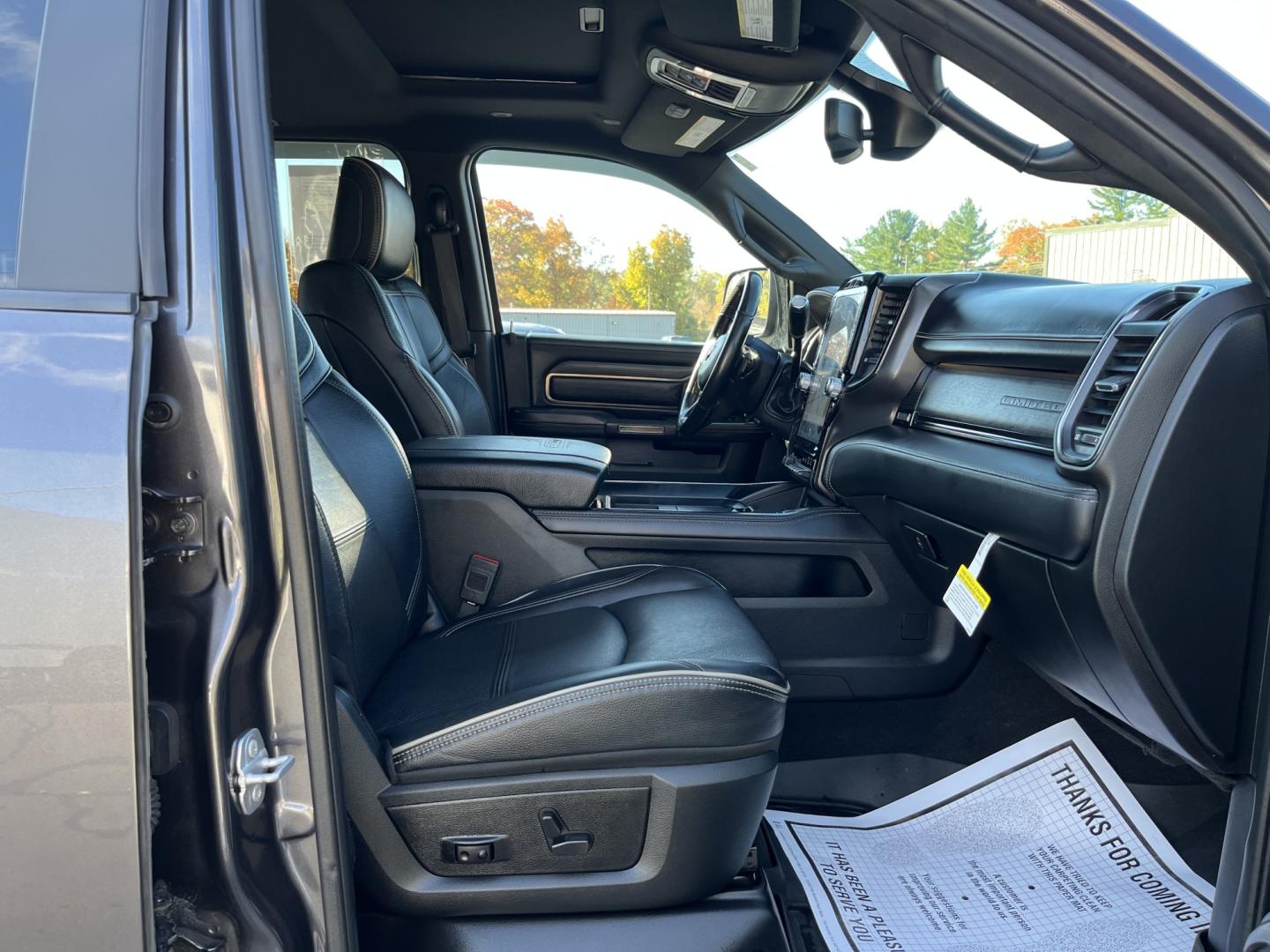 2022 Gray /Black Ram 2500 Limited Crew Cab SWB 4WD (3C6UR5SLXNG) with an 6.7L L6 OHV 24V TURBO DIESEL engine, 6A transmission, located at 11115 Chardon Rd. , Chardon, OH, 44024, (440) 214-9705, 41.580246, -81.241943 - 2022 Ram 2500 Limited Night Crew Cab 4WD – One-Owner Cummins with Serious Towing Capacity This is a high-trim heavy-duty truck that still looks the part. Finished in Granite Crystal Metallic Clear Coat with the Limited Night package and 20" aluminum wheels, full LED exterior lighting, and power r- Photo#36
