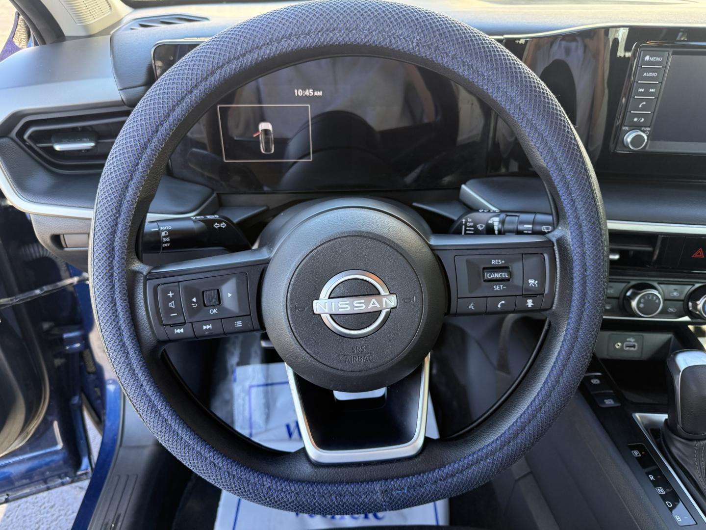 2025 Blue /Black Nissan Kicks S 4WD (3N8AP6BB3SL) with an 2.0L I4 DOHC 16V engine, Automatic transmission, located at 547 E. Main St., Orwell, OH, 44076, (440) 437-5893, 41.535435, -80.847855- Photo#9