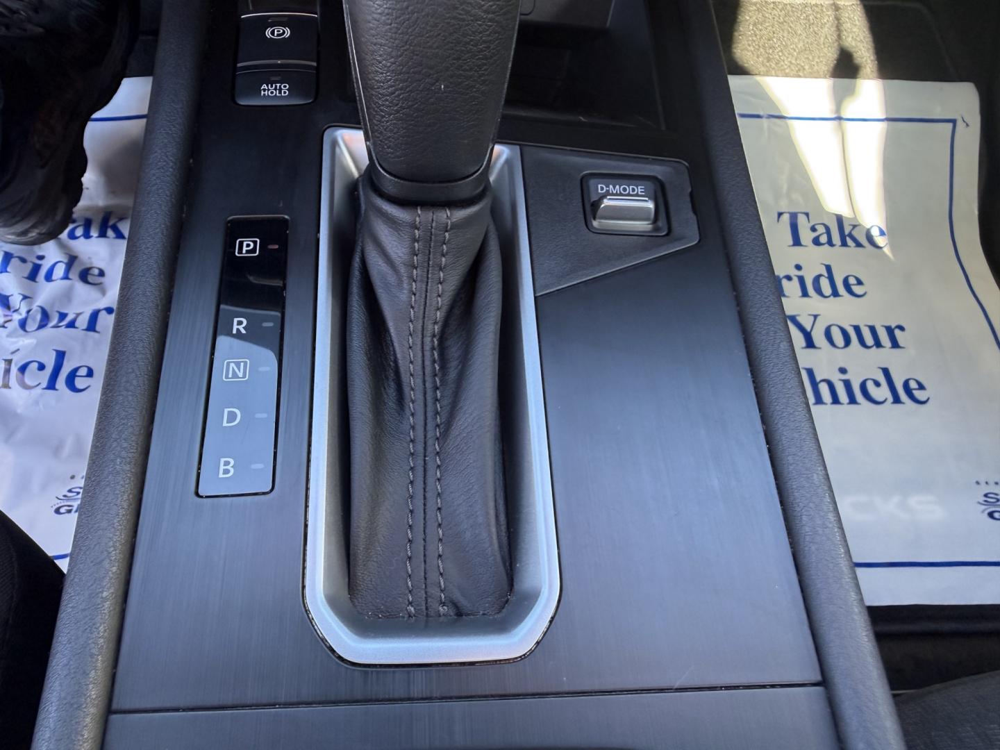 2025 Blue /Black Nissan Kicks S 4WD (3N8AP6BB3SL) with an 2.0L I4 DOHC 16V engine, Automatic transmission, located at 547 E. Main St., Orwell, OH, 44076, (440) 437-5893, 41.535435, -80.847855- Photo#15