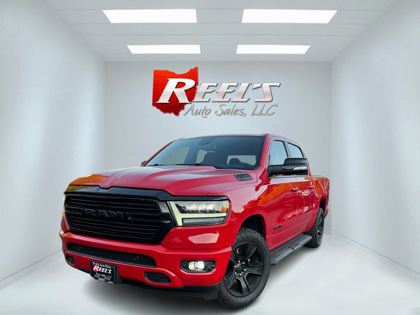 2021 Red /Black Ram 1500 Big Horn Crew Cab SWB 4WD (1C6SRFFT9MN) with an 5.7L V8 OHV 16V engine, 8A transmission, located at 547 E. Main St., Orwell, OH, 44076, (440) 437-5893, 41.535435, -80.847855 - 2021 Ram 1500 Big Horn Crew Cab 4WD – Night Edition Look That Stands Out This 2021 Ram 1500 Big Horn Crew Cab 4WD is finished in Flame Red with the Night Edition package and 20" black aluminum wheels. The blacked-out wheels, full LED exterior lighting, and clean one-owner Carfax history give it a- Photo#0