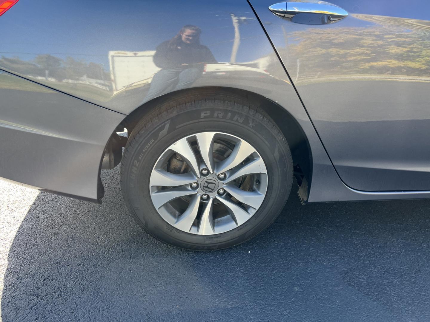 2015 Gray /Gray Honda Accord LX Sedan CVT (1HGCR2F37FA) with an 2.4L I4 DOHC 16V engine, Automatic transmission, located at 11115 Chardon Rd. , Chardon, OH, 44024, (440) 214-9705, 41.580246, -81.241943- Photo#7