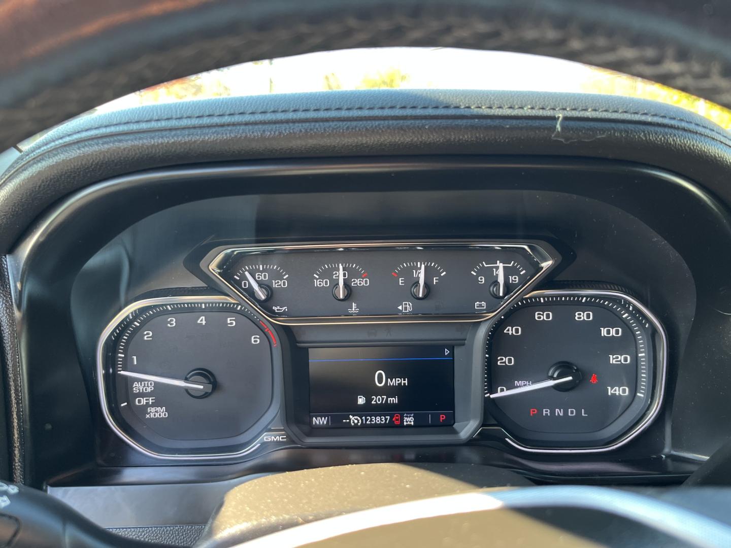 2020 Blue /Black GMC Sierra 1500 SLE Crew Cab Short Box 4WD (3GTU9BED1LG) with an 5.3L V8 OHV 16V engine, Automatic transmission, located at 547 E. Main St., Orwell, OH, 44076, (440) 437-5893, 41.535435, -80.847855- Photo#24