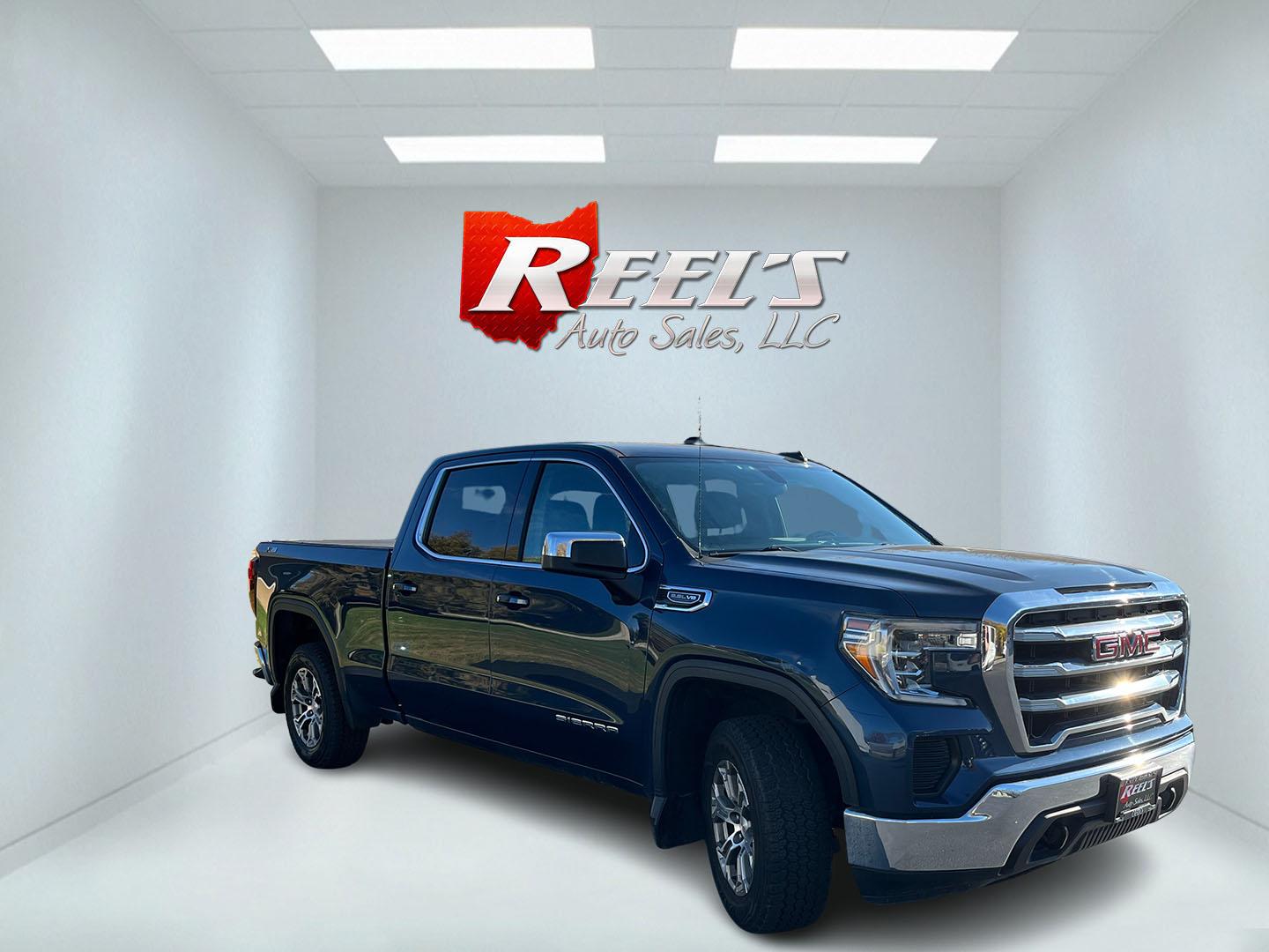 2020 Blue /Black GMC Sierra 1500 SLE Crew Cab Short Box 4WD (3GTU9BED1LG) with an 5.3L V8 OHV 16V engine, Automatic transmission, located at 547 E. Main St., Orwell, OH, 44076, (440) 437-5893, 41.535435, -80.847855- Photo#2