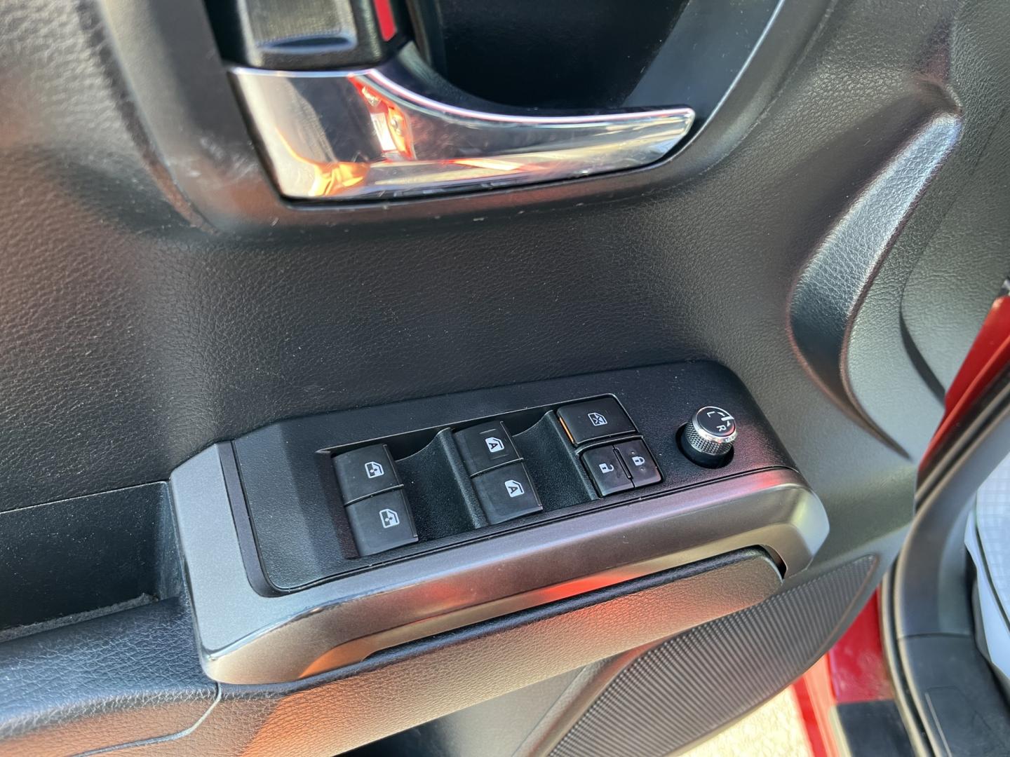 2018 Toyota Tacoma SR5 Double Cab Super Long Bed V6 6AT 4WD (5TFDZ5BN5JX) with an 3.6L V6 DOHC 24V engine, 6A transmission, located at 547 E. Main St., Orwell, OH, 44076, (440) 437-5893, 41.535435, -80.847855- Photo#16