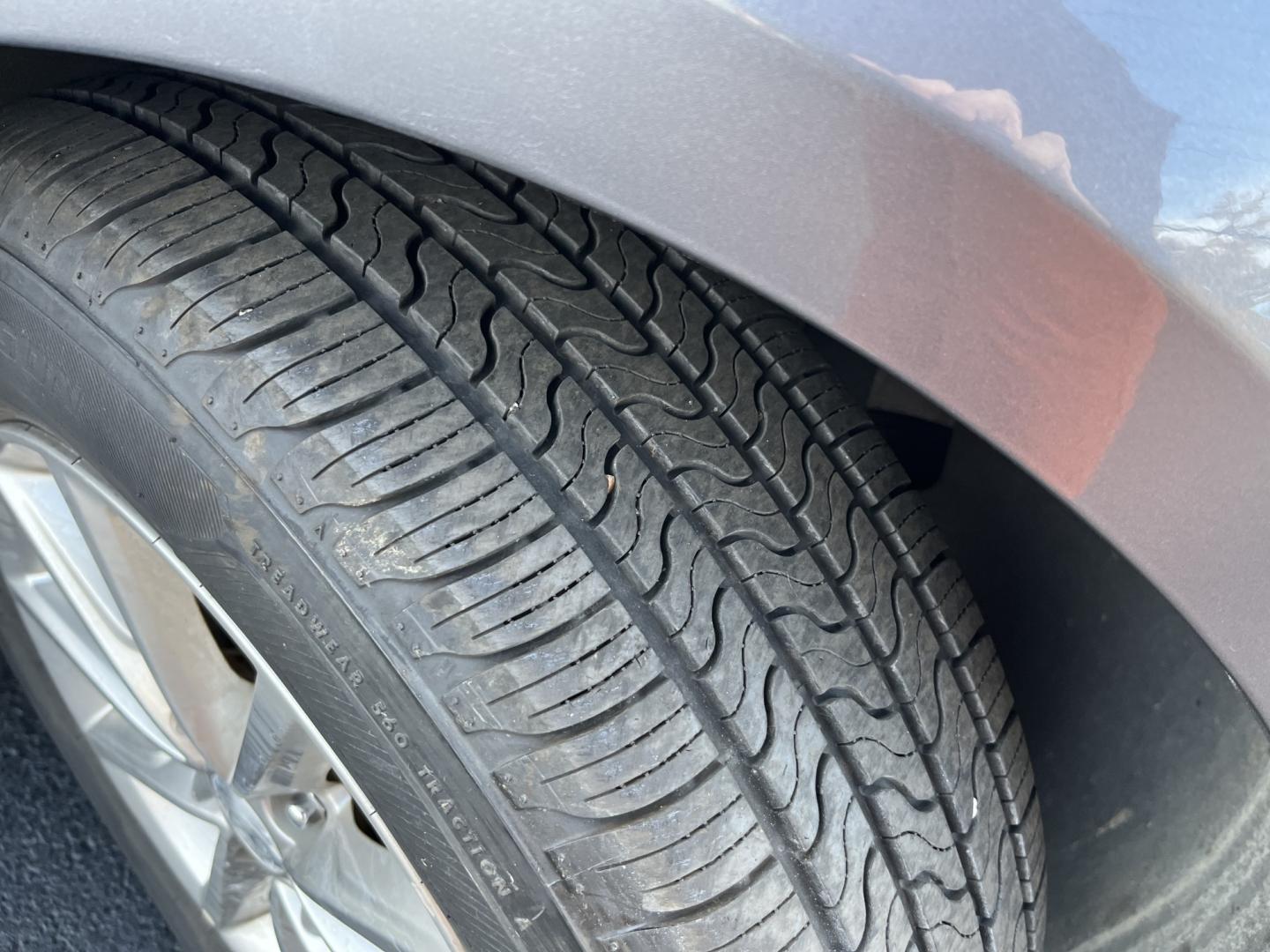 2018 Hyundai Sonata SE (5NPE24AF1JH) with an 2.4L L4 DOHC 16V engine, 7A transmission, located at 547 E. Main St., Orwell, OH, 44076, (440) 437-5893, 41.535435, -80.847855- Photo#3