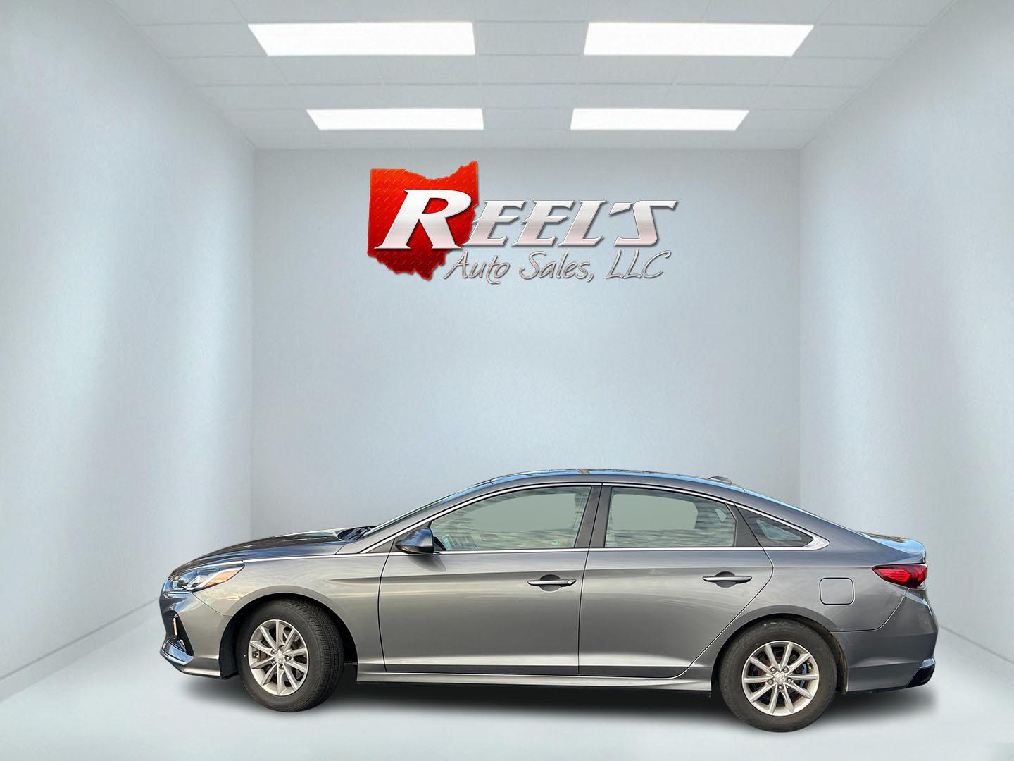 2018 Hyundai Sonata SE (5NPE24AF1JH) with an 2.4L L4 DOHC 16V engine, 7A transmission, located at 547 E. Main St., Orwell, OH, 44076, (440) 437-5893, 41.535435, -80.847855- Photo#11